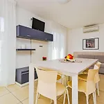 Mare-5 By Interhome